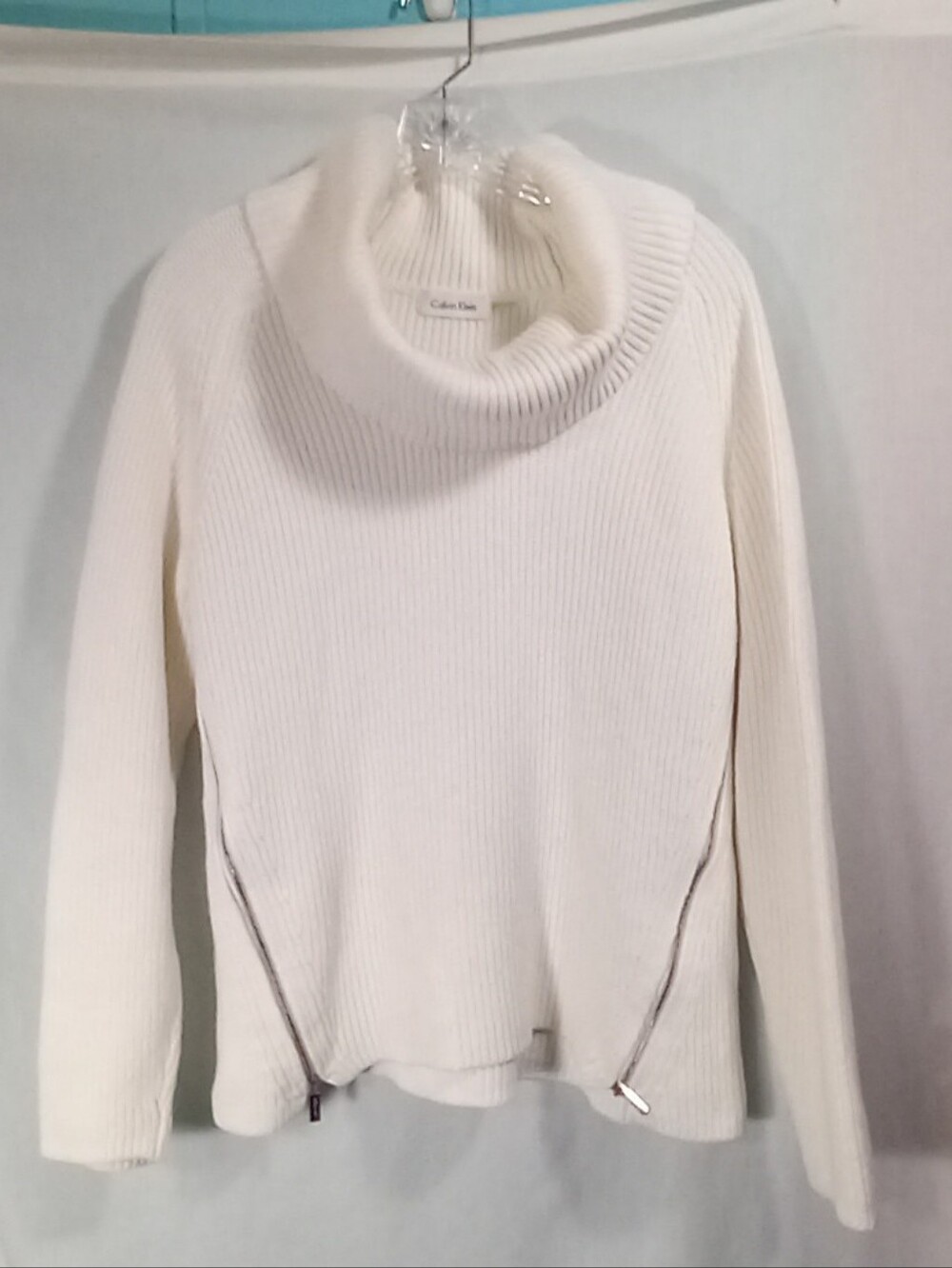 Calvin Klein White Cowl Neck Knit Sweater with Side Zipper Size L